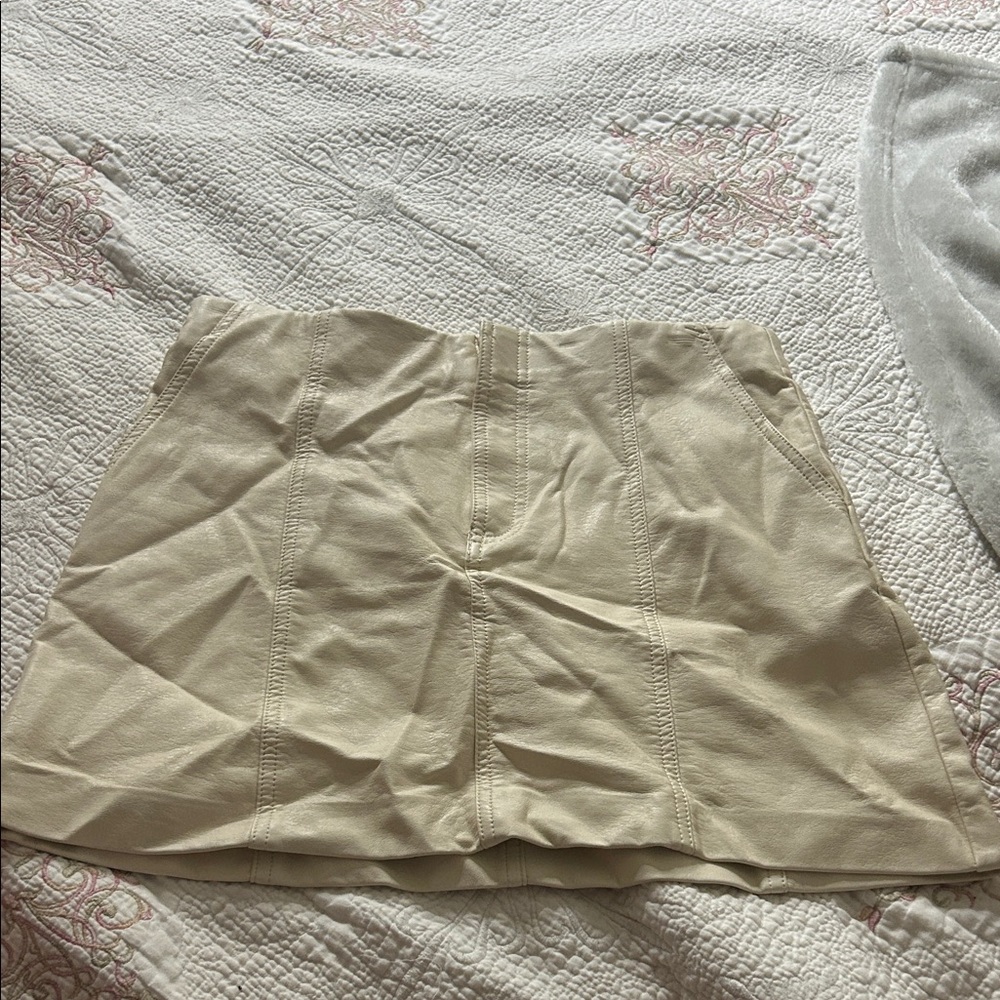 Zara Cream High-Waisted Skirt